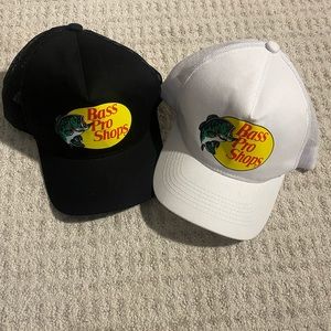 *NEW* Black and White Bass Pro Shop Snap Back Hats